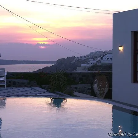 Nikos Villas 