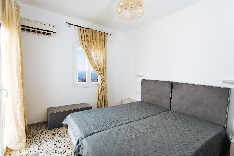 Nikos Aparthotel Ia