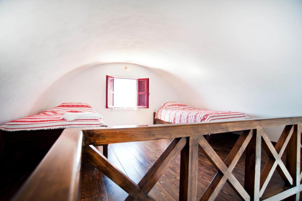 Apartahotel Nikos 4*